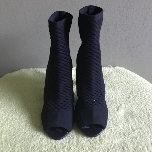 Charles David Black Open toe Ankle Boots - Picture 3 of 9